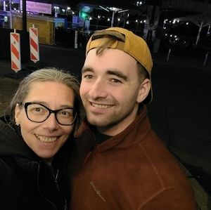 Meet your Posher, Manda